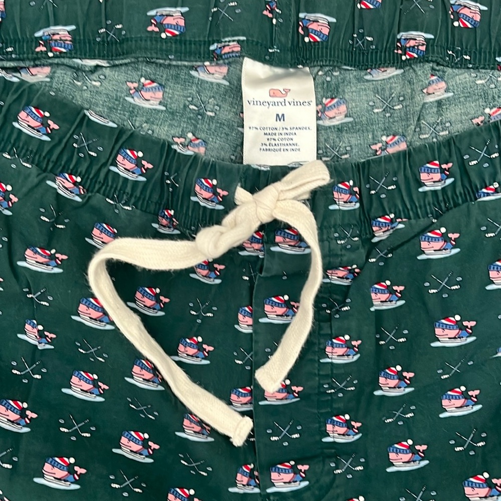 Vineyard Vines Lounge Pants - Hockey Theme